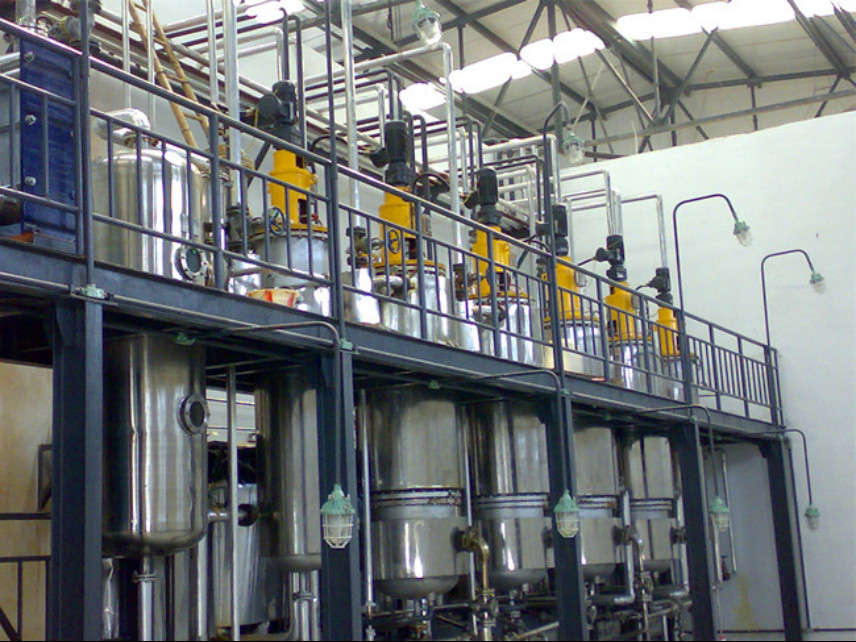 Os peixes do PLC óleo o etilo alto refinador Ester Refining System do óleo de peixes da produtividade do sistema